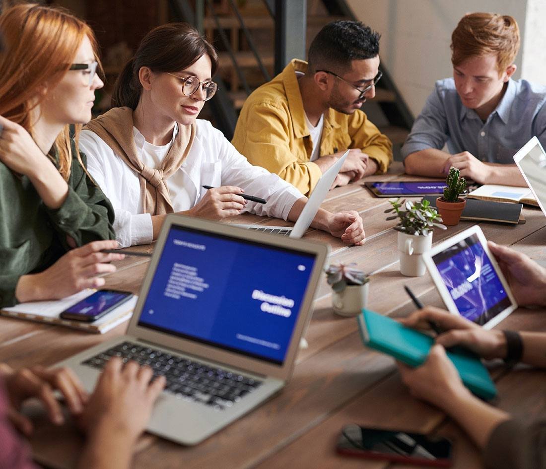 التحقق قبل البناء: كيف تثبت نجاح فكرتك بدون تكاليف